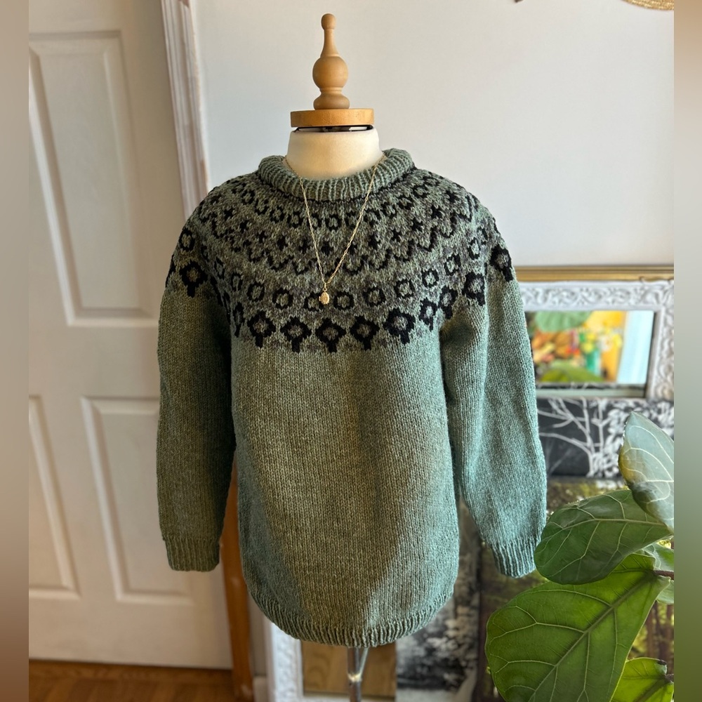 True Vintage Handmade Fair Aisle Green Black Patterned Sweater jumper